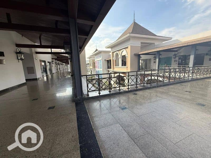 10 125d0413-1386-417e-8488-675efc0ef5d4. jpg