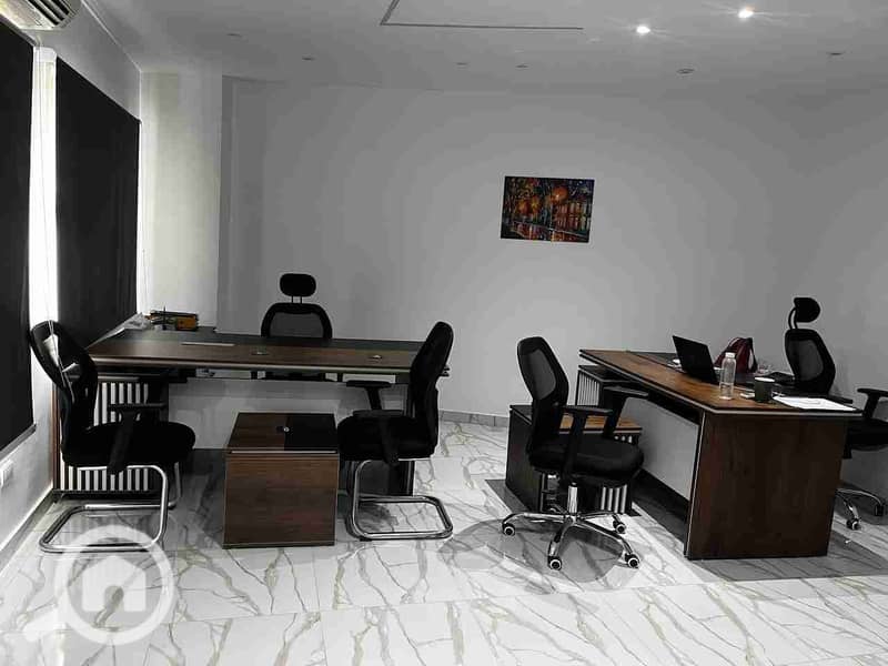 1000505744. jpg 1000505744. jpg