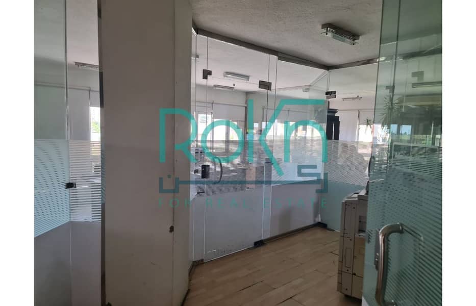 11 78cdacf3-5fa5-4c81-831a-7530ea02bc06. jpg