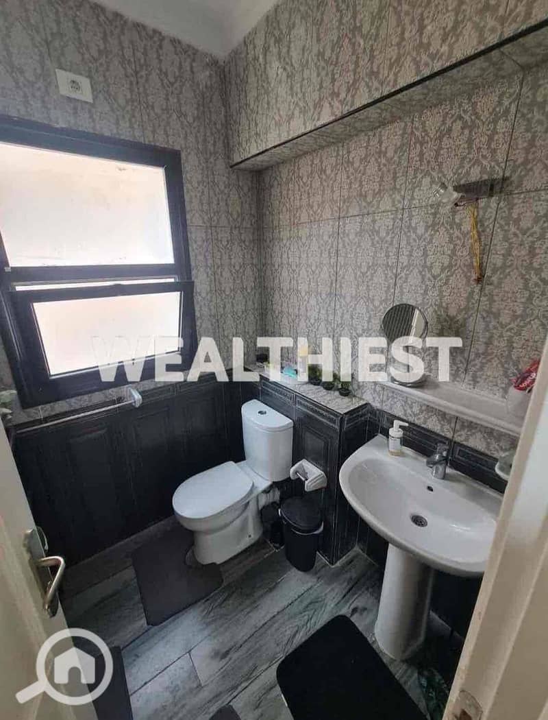 13 e32f9973-9b67-4ed2-a9d8-7849a580e0fb. jpg