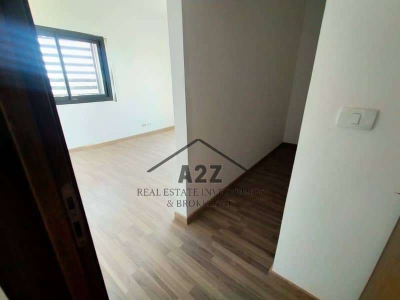 4 WhatsApp Image 2025-09-17 at 7.00. 22 PM. jpeg