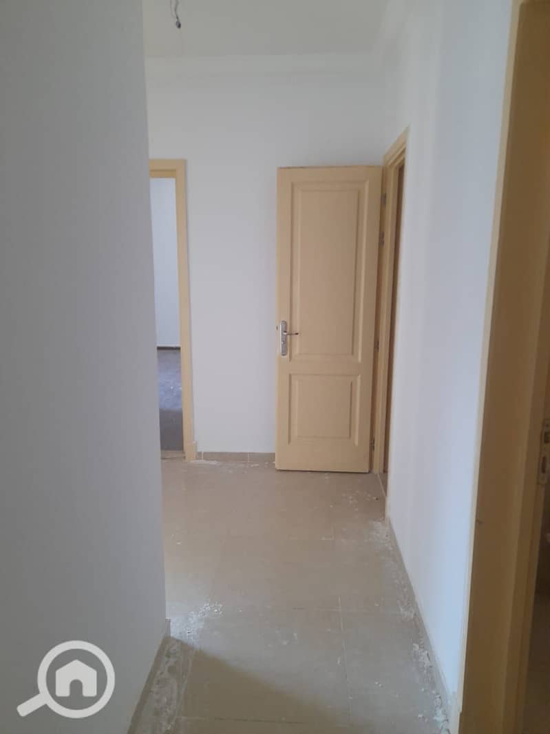 7 WhatsApp Image 2025-10-30 at 10.45. 03_84679779. jpg