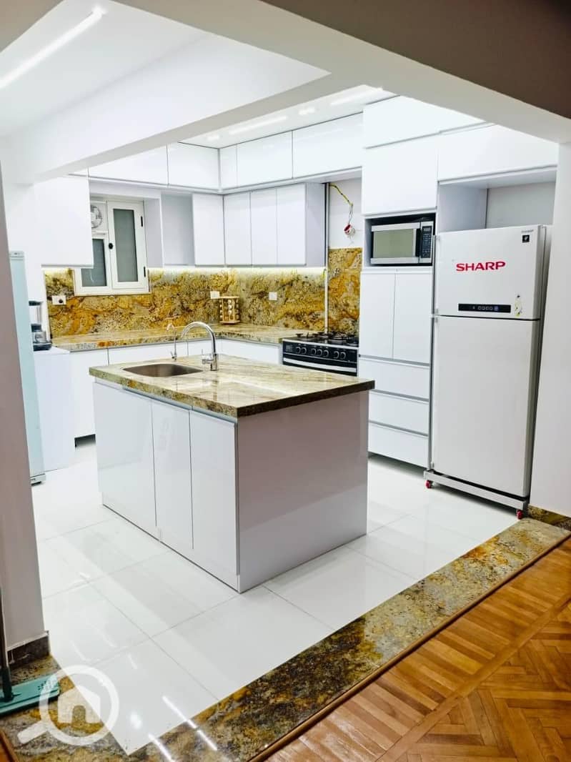 6 0a05e1cf-af7f-4ba0-9ce6-38160512fad8. jpg