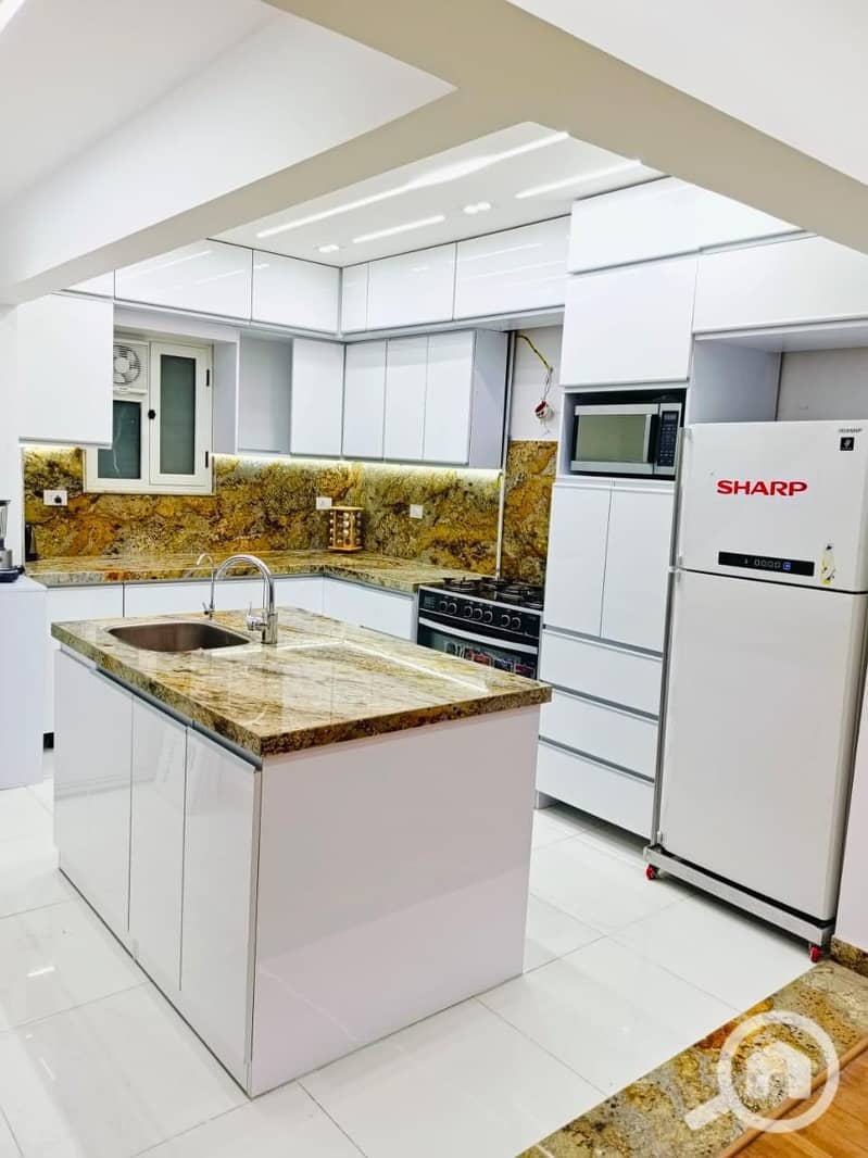 5 3d5cbbc1-6b33-46c3-8de1-65dbd7ca1f50. jpg