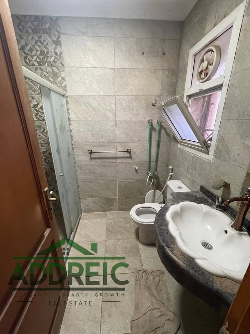 4 59a9a09f-0401-480b-bf19-8275554b3815. jpeg