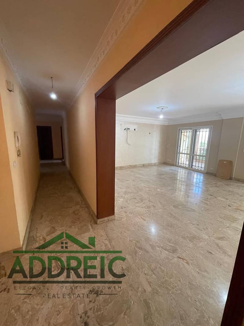 11 38898c66-68a9-47a2-afa1-18a119bb78ae. jpeg