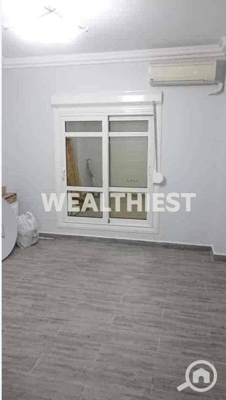 4 402b4c1e-4775-4cc3-a089-86c4c241499f. jpg