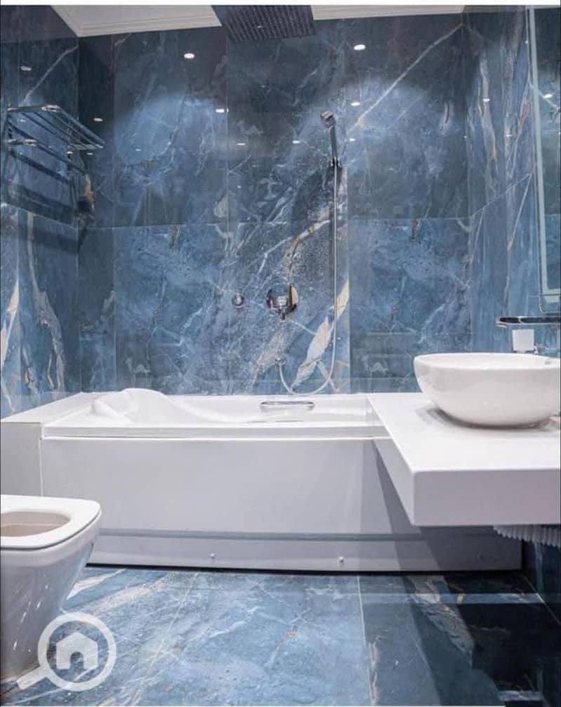 10 5bd4e1bc-49bb-4830-a2fe-c219ed823ca9. jpg