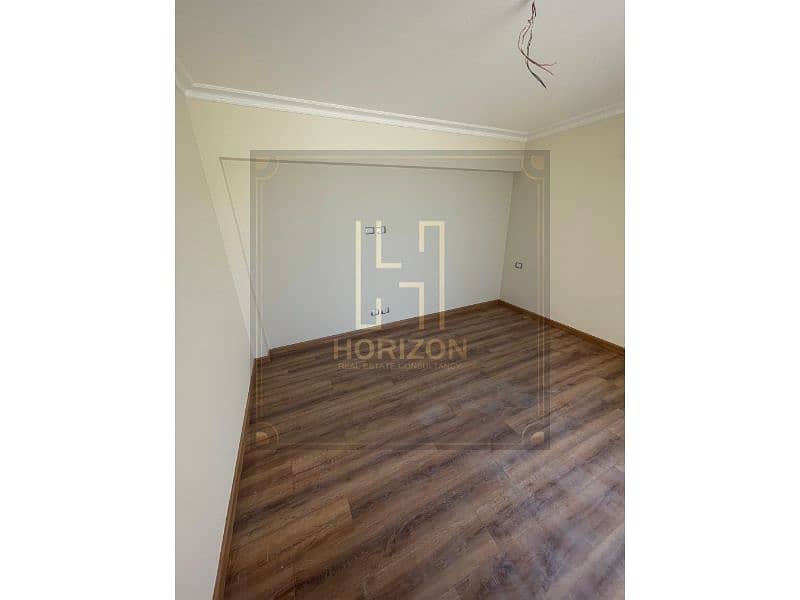 7 WhatsApp Image 2025-11-27 at 2.54. 02 PM. jpg