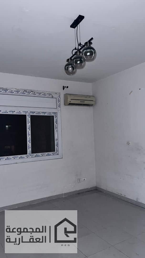 4 7da0bf0f-8c98-4fed-a44c-73e178a8894b. jpg