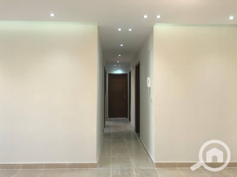 3 WhatsApp Image 2025-11-27 at 14.45. 54_1d8f69b4. jpg