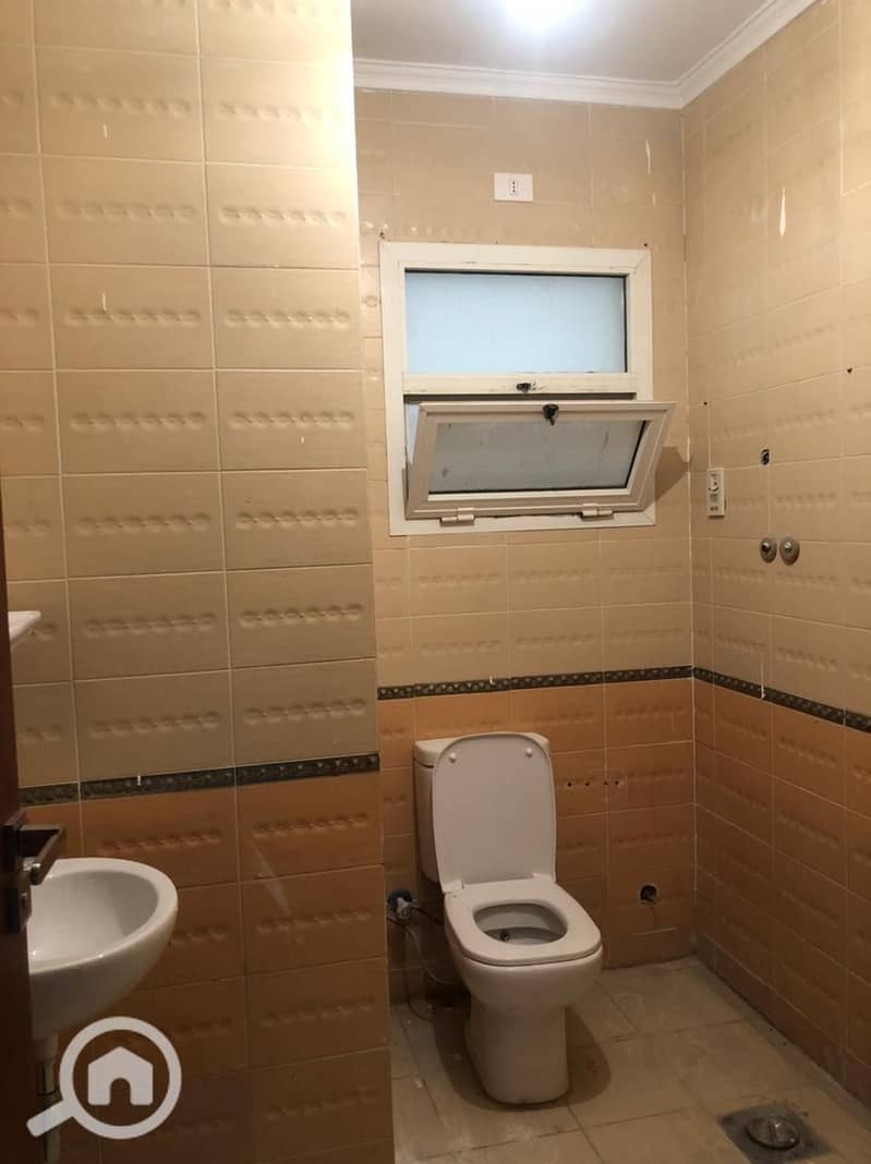 5 WhatsApp Image 2025-11-27 at 14.45. 55_851af99c. jpg