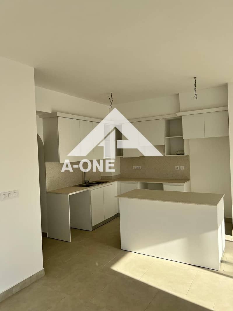 6 82f2cb82-bff4-47e1-8317-c762d7d89958. jpg