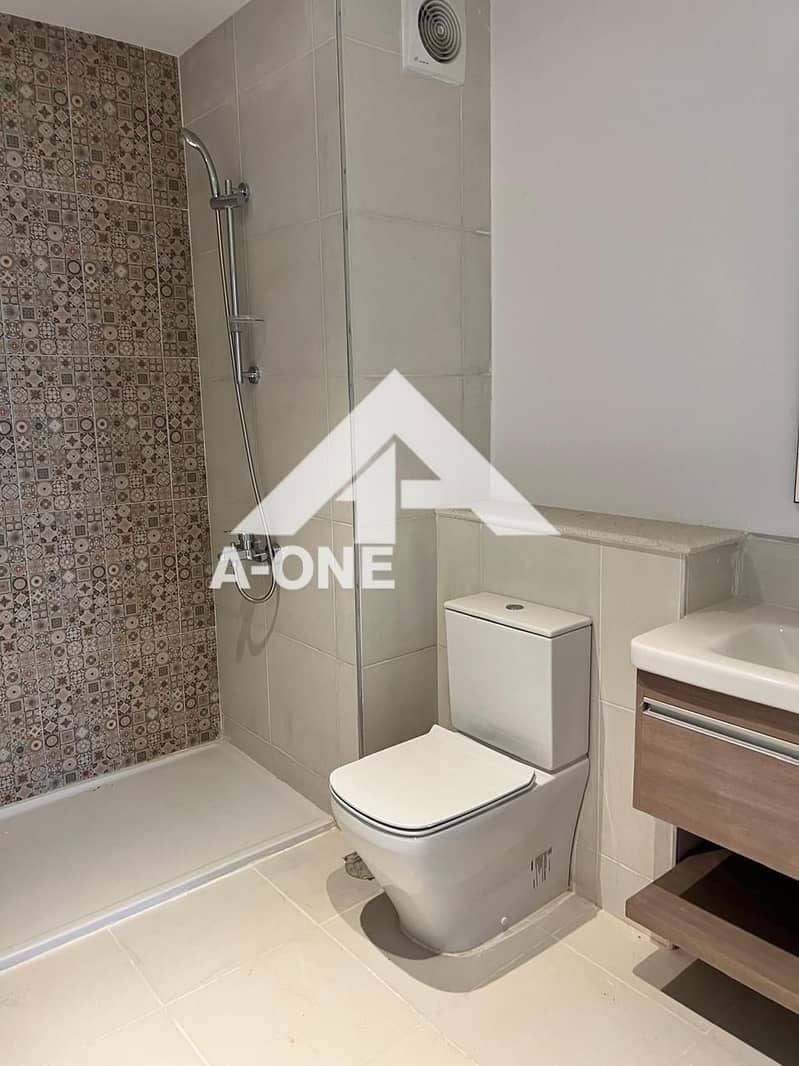 11 9b19af91-aa69-4b7c-8800-fe7a7c55d068. jpg