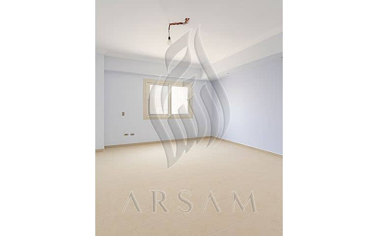 4 WhatsApp Image 2025-11-27 at 2.44. 08 PM (1). JPG