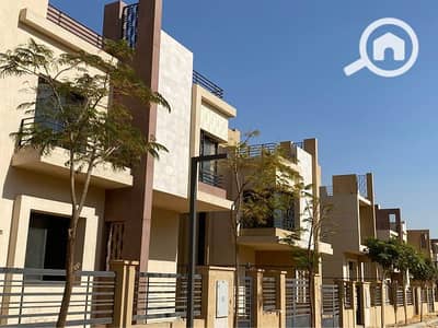 4 Bedroom Apartment for Sale in Sheikh Zayed, Giza - 336678170_250742397306536_1633398714304878653_n. jpg 4 Bedroom Apartment for Sale in Sheikh Zayed, Giza - 336678170_250742397306536_1633398714304878653_n. jpg