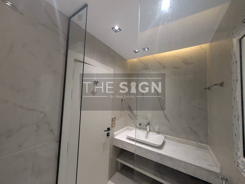 8 WhatsApp Image 2025-11-27 at 16.18. 16. jpeg