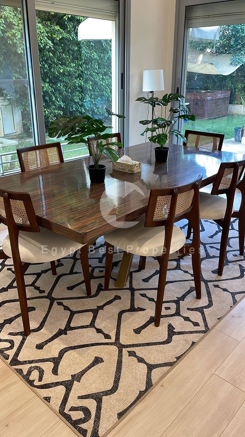 10 WhatsApp Image 2025-10-07 at 18.15. 04_d321ae3d. jpg