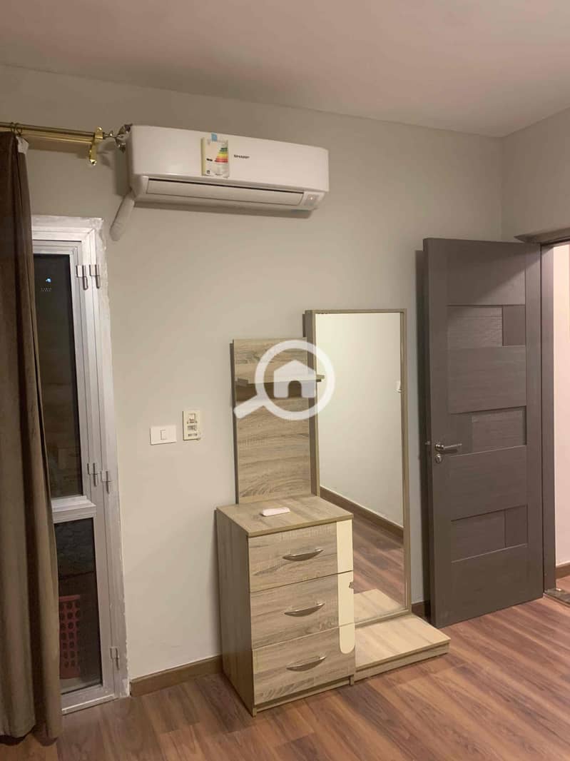 5 218029a9-4340-4b40-a10b-849ace9837f2. jpg