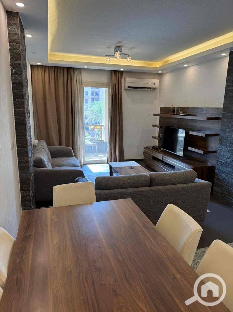 3 5675b901-5204-4312-b3c9-406d541ecd3e. jpg