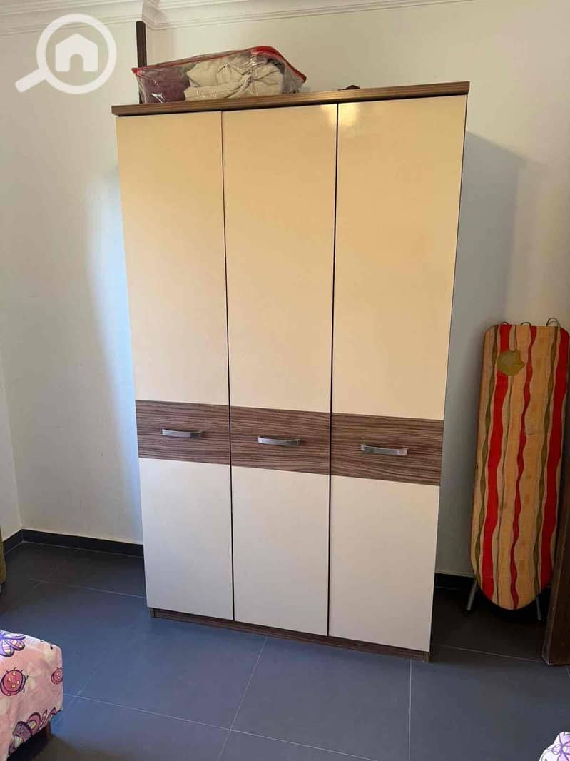 11 540ef92d-3ba6-4263-96fd-c60b95c04255. jpg