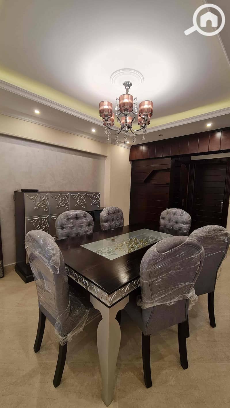 4 0bbf511e-14a3-4ba8-91a0-4bd64cc99581. jpg