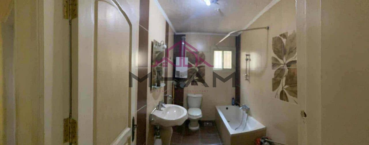 4 photo_5852498011957693566_y. jpg