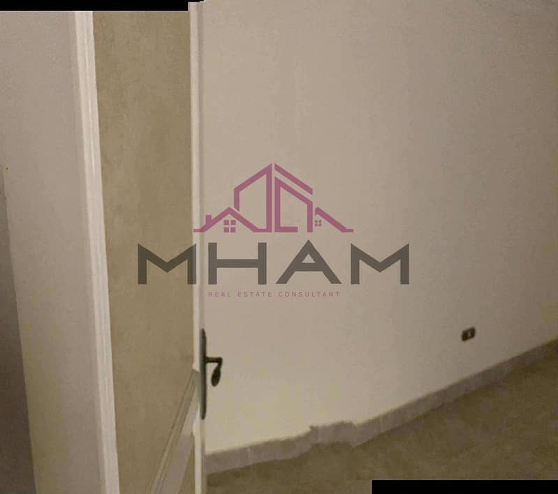 6 photo_5852498011957693569_y. jpg