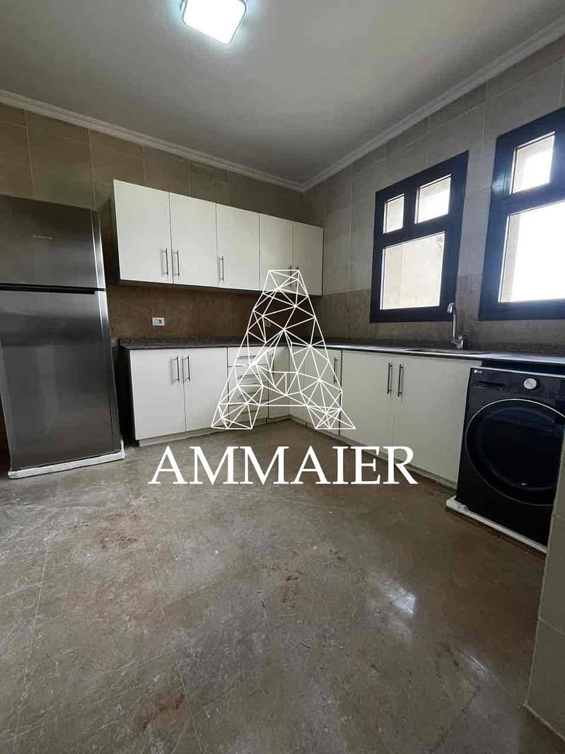 13 4cea5a5c-3255-4cce-bdcd-a23c0046da61. jpg