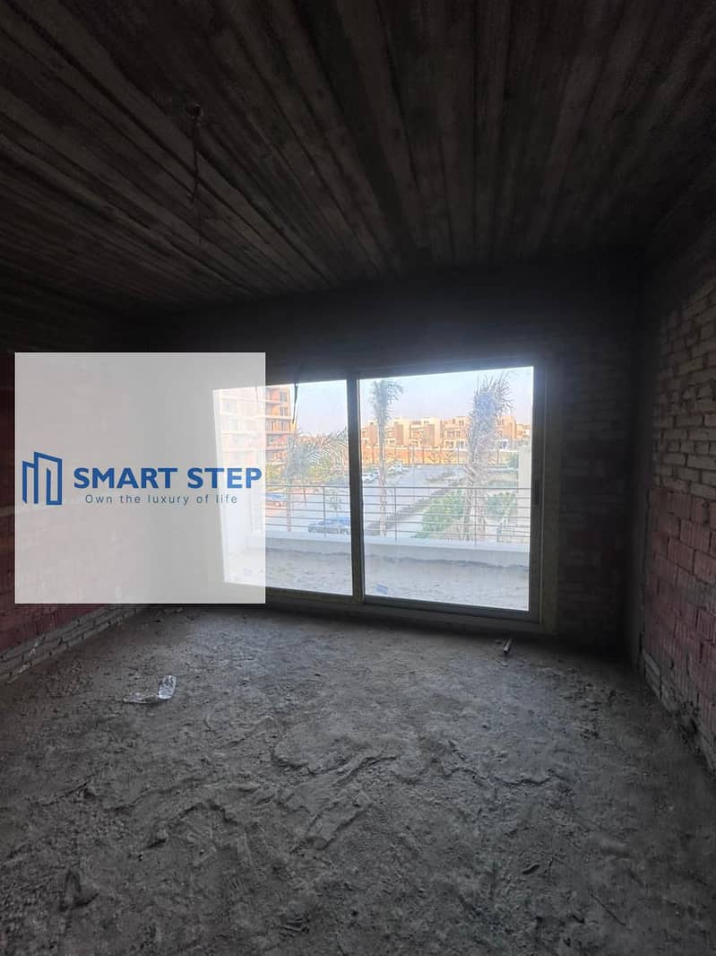 4 WhatsApp Image 2025-10-21 at 02.25. 03_1ce6cc9c. jpg