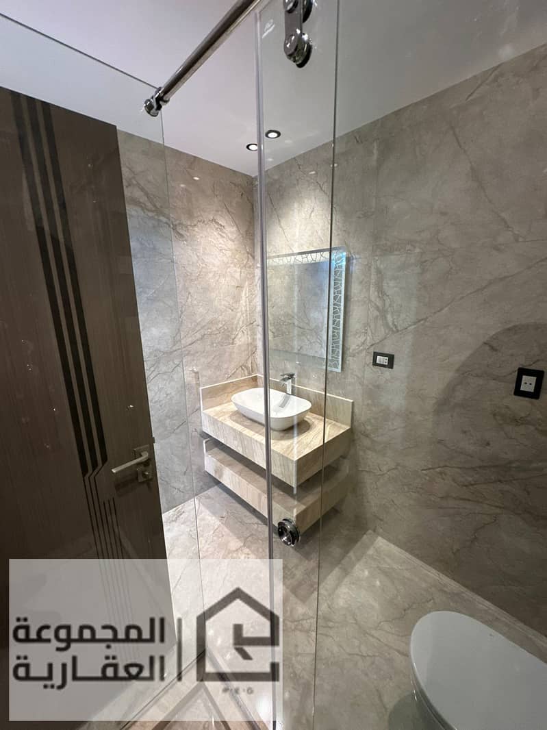 10 ce1aa493-ee52-4fe3-ade8-a5bd64844705. jpg