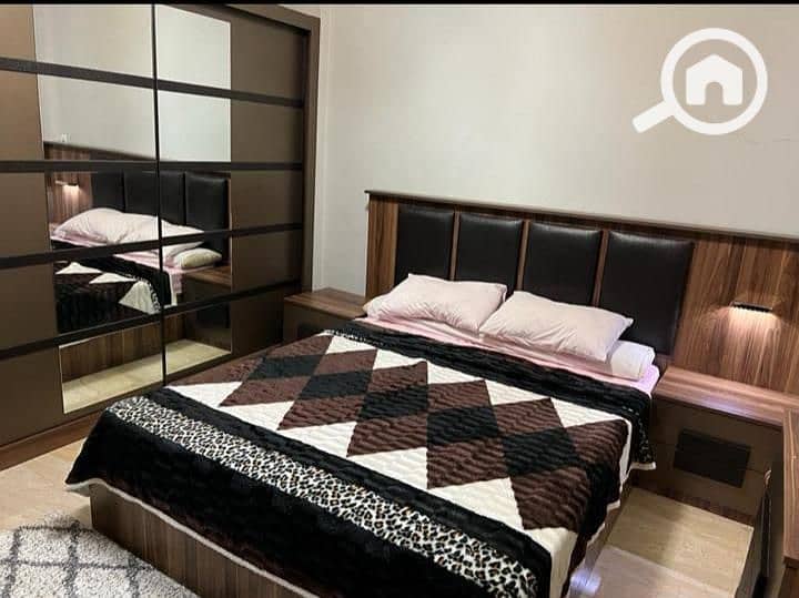 4 ee2e4fd1-b00f-4e95-82a4-04c3a9bcd0ec. jpeg