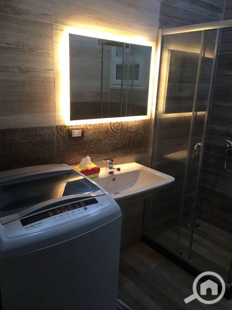 7 35d1c2b8-43f8-4158-80b2-0125686cc958. jpeg