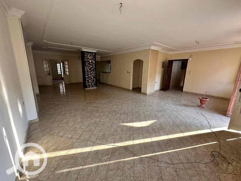 3 3ed28283-5f8c-4cf8-a224-0191bb6d3406. jpg