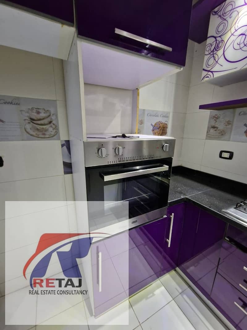 12 54a48dfb-5a7f-4f0b-8372-ff3ef19ef94f. jpg