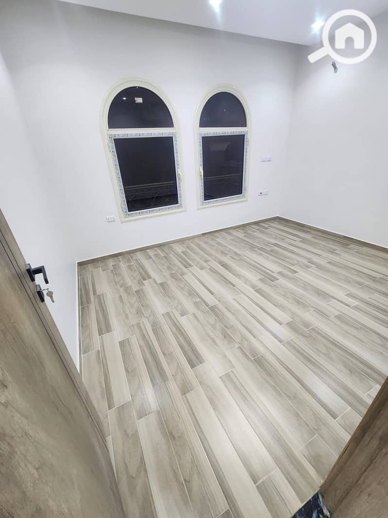 5 WhatsApp Image 2025-10-12 at 7.43. 17 PM (6). jpeg