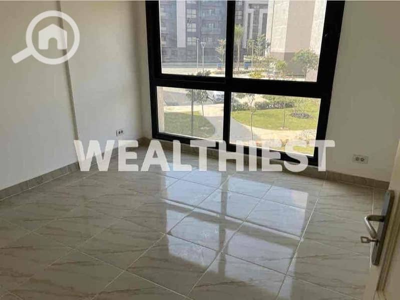 8 8389600a-a8e6-405c-aeed-db61e253db9c. jpg