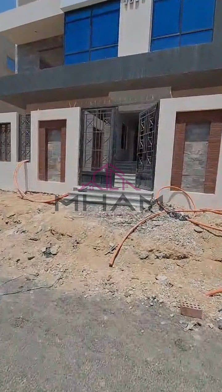 5 photo_5854870161049979915_y. jpg