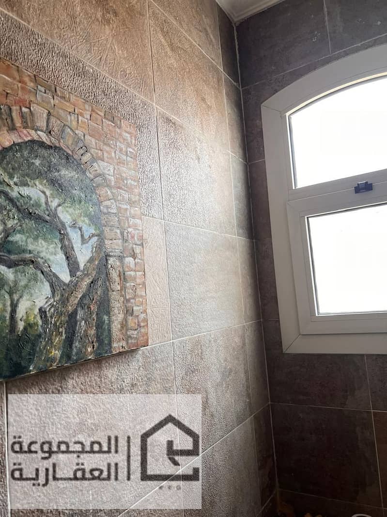 9 186ed04e-3172-4270-83b6-abf5e1f22aa3. jpg