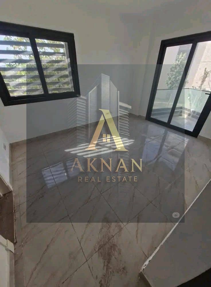 7 WhatsApp Image 2025-11-27 at 15.37. 58 (2). jpeg