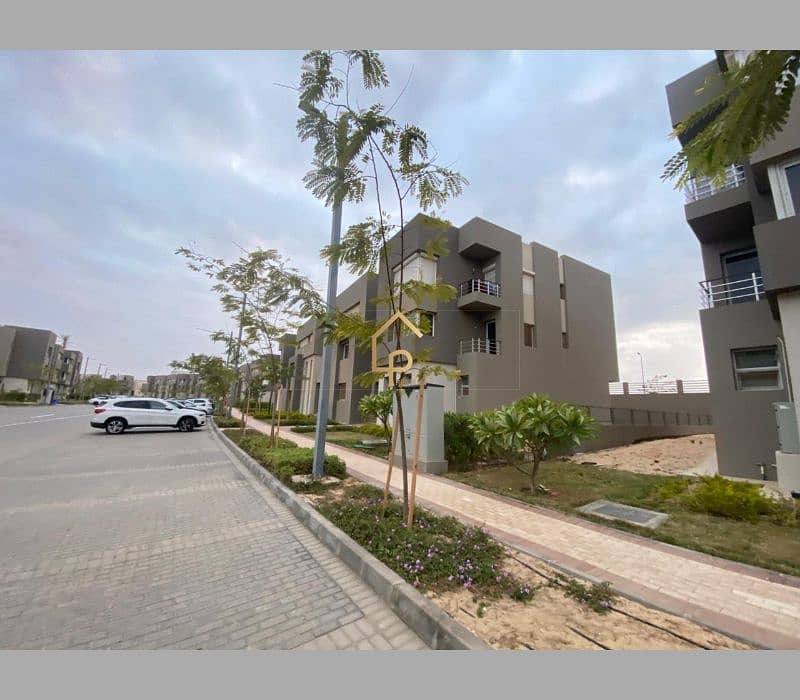 7 WhatsApp Image 2024-11-25 at 7.58. 22 PM (3). jpg