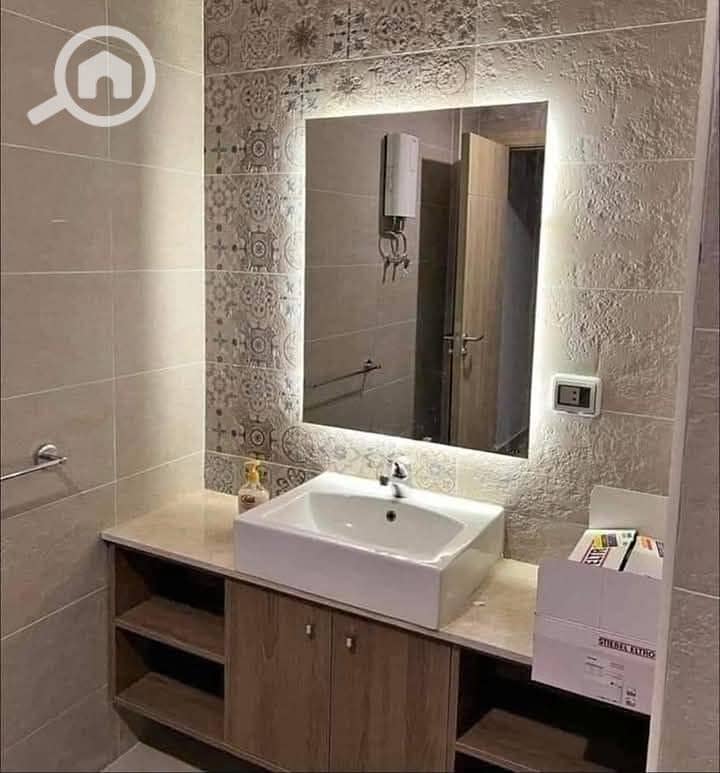 3 f6448e90-7fe3-407e-afc1-49b6125bbc89. jpg