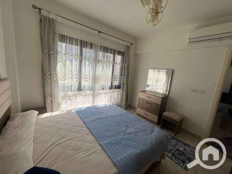 6 e64e4268-3184-48c1-9275-b0fe9f5e1e96. jpeg