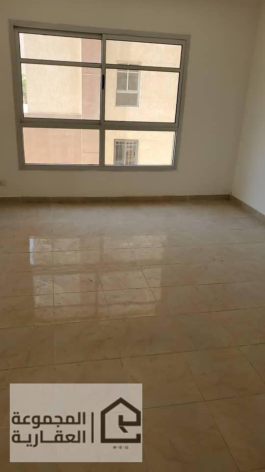 10 793e78ec-604a-4036-a53a-6b8f2f1057f7. jpg