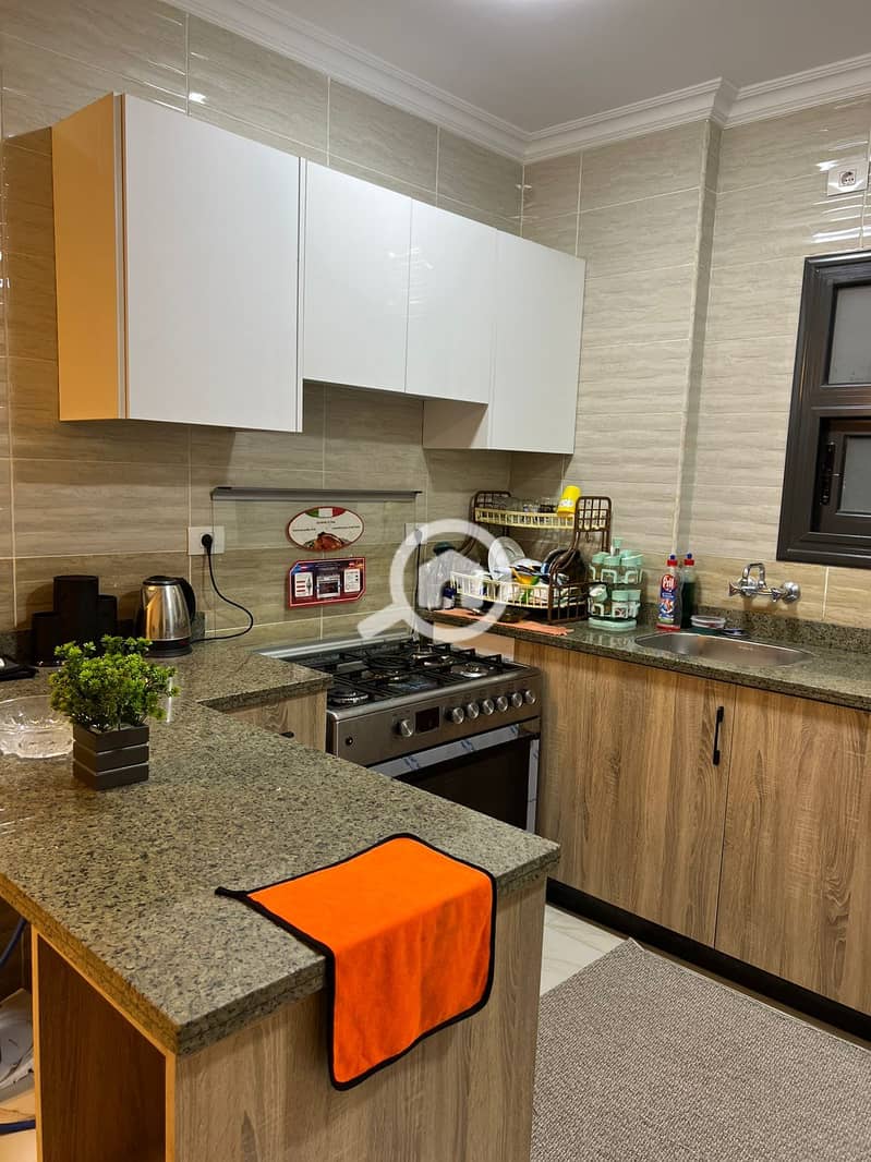 4 61111778-0361-45d6-97d7-2807c5e10fd6. jpeg