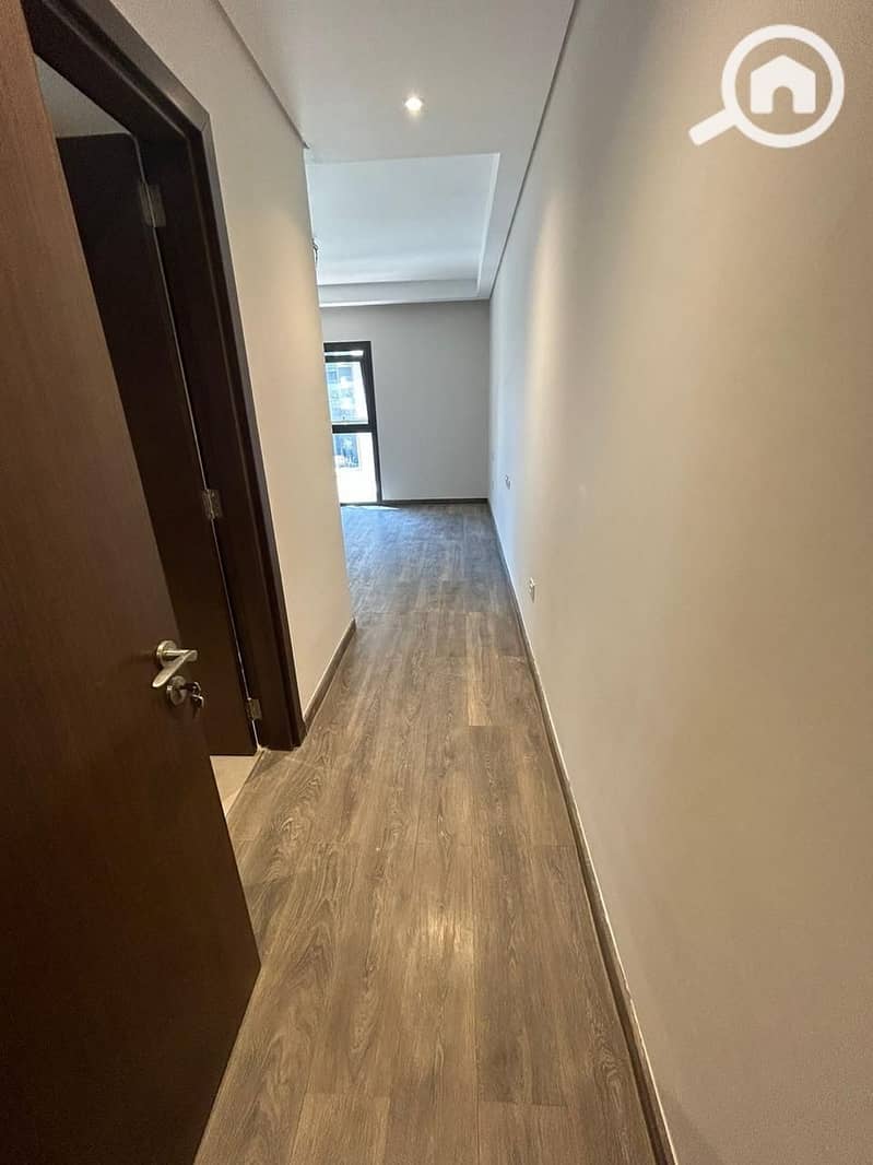 11 WhatsApp Image 2025-02-23 at 10.35. 09_325f1d5a. jpg