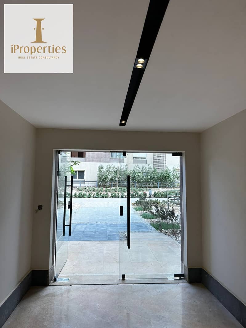 10 371bddb9-bee8-4ab1-b149-7a3f06a44fe7. jpeg