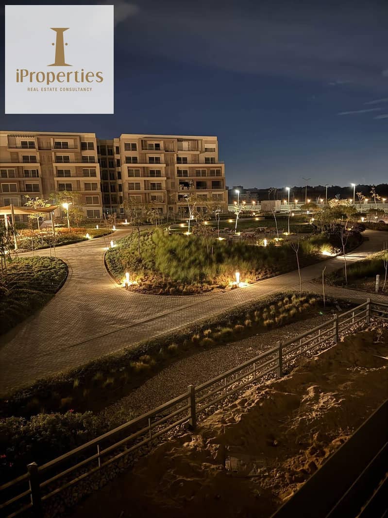 12 556983452_2193338557809850_1437884755714941198_n. jpg