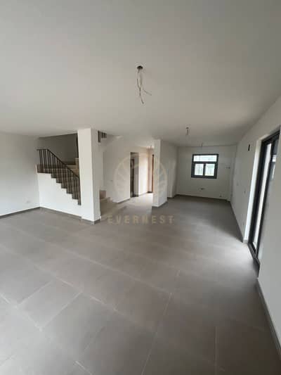 تاون هاوس 3 غرف نوم للبيع في مدينة الشروق، القاهرة - IMG-20251127-WA0285. jpg