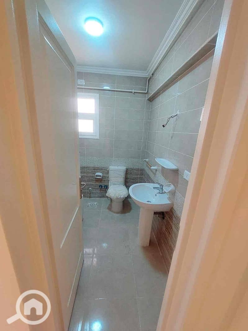 9 89abe809-e350-4060-8c6c-bee6ebb9b9aa. jpg